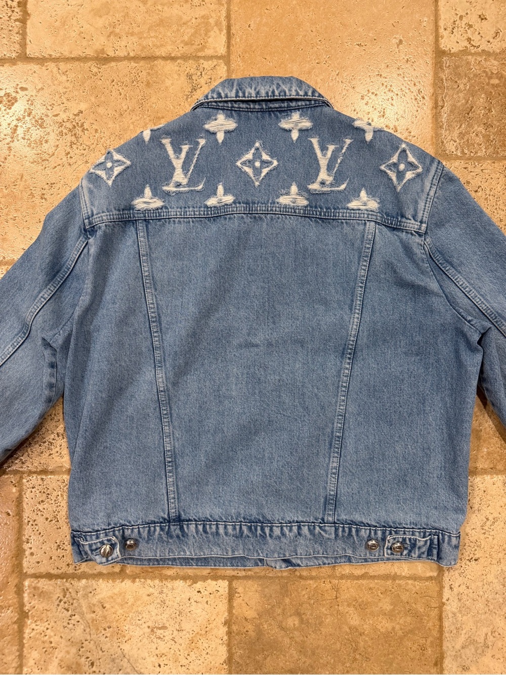 Louis Vuitton SS25 Frayed / Distressed Monogram Blue Denim Trucker Jacket - Picture 12 of 16